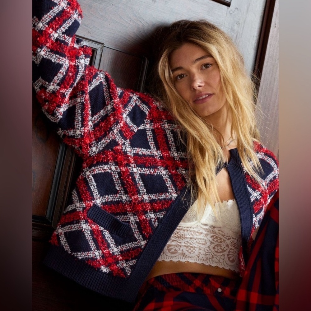 Aerie Chelsea Jacket Plaid Cardigan Sweater Red Navy Blue Size S NWOT